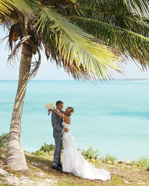 A White-and-Silver Destination Wedding on the Beach in the