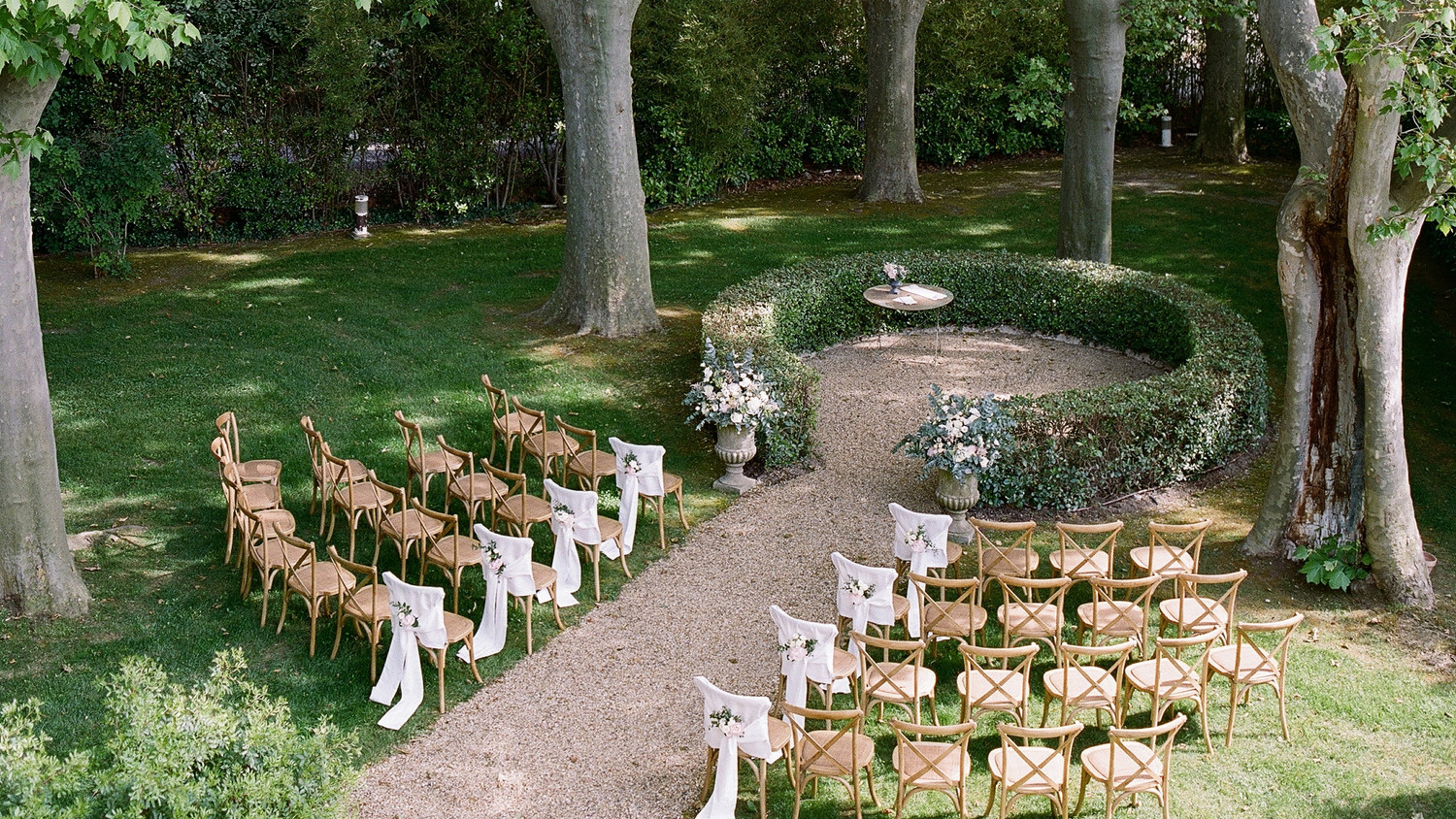 Your Ultimate Garden Wedding Checklist | Martha Stewart ...