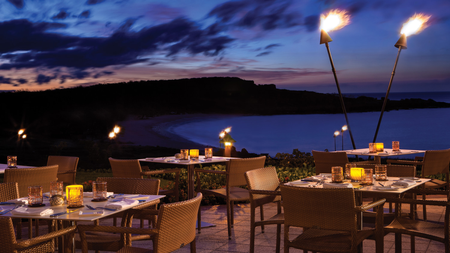 5 Most Beautiful Places to Eat and Drink in Hawaii ...