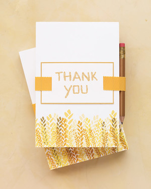 How to write a bridal shower thank you cards