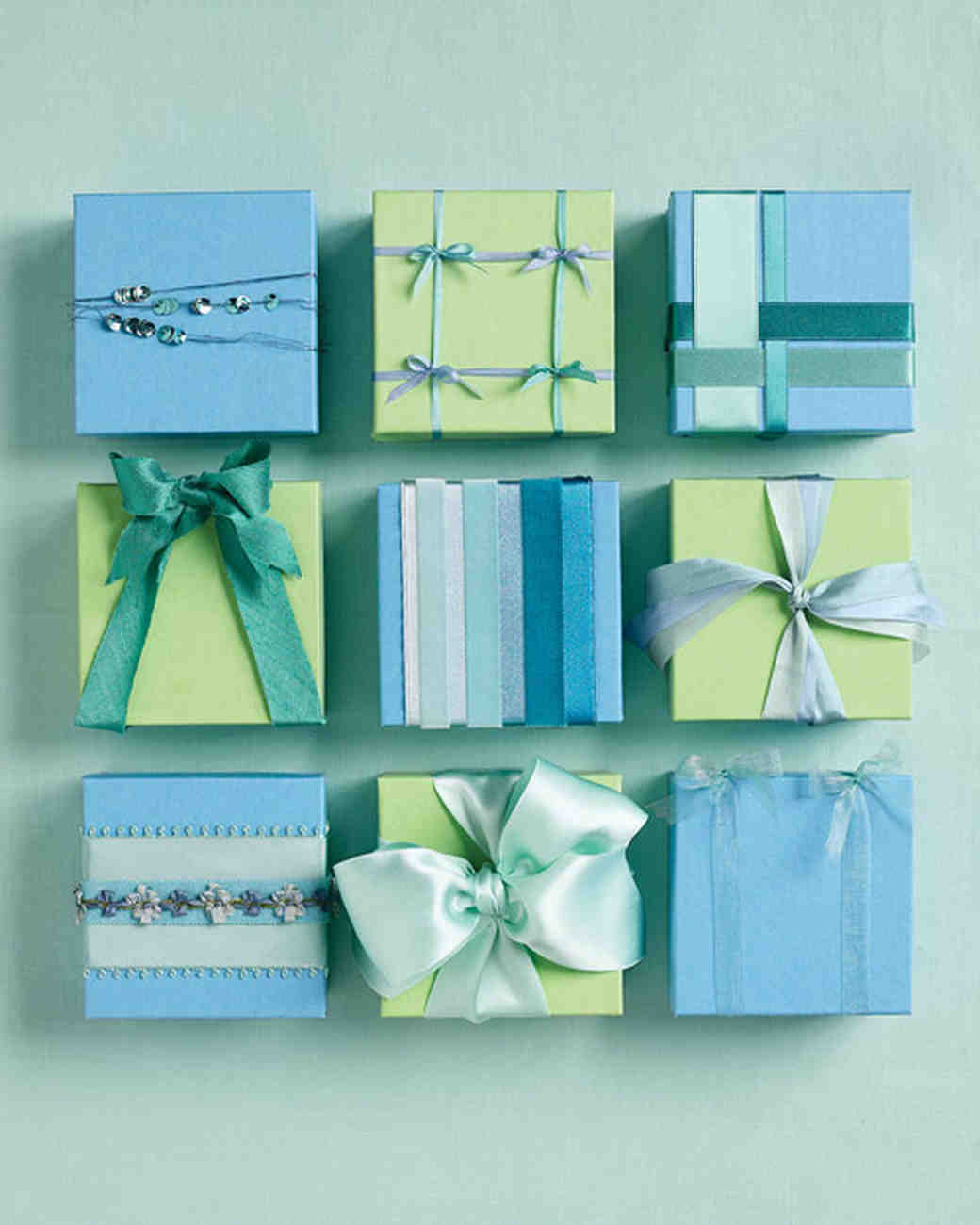 Gift Guides Rolled Diaper Wreath Instructions & Pictures