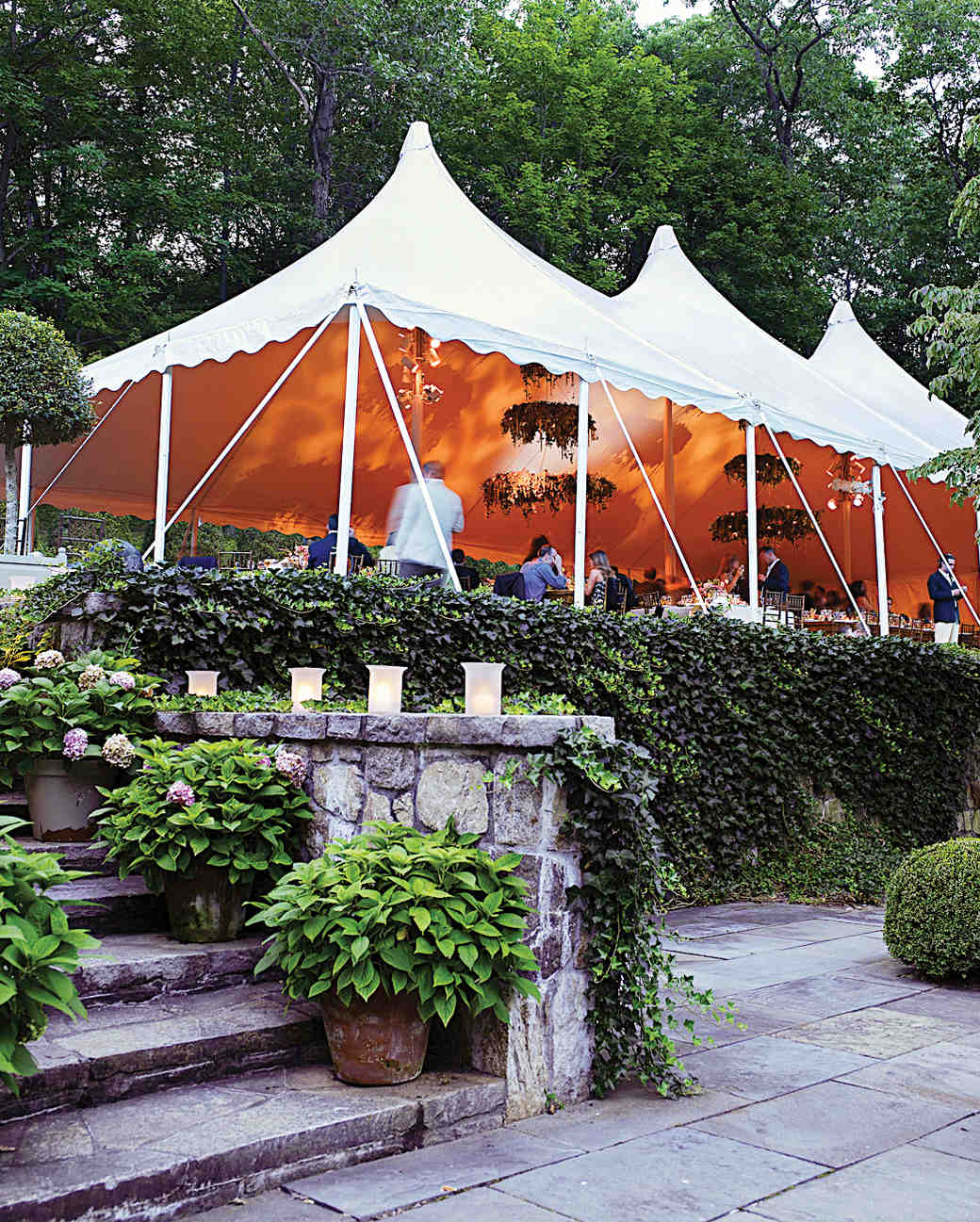 33 tent decorating ideas to upgrade your wedding reception 33 tent decorating ideas to upgrade your wedding reception