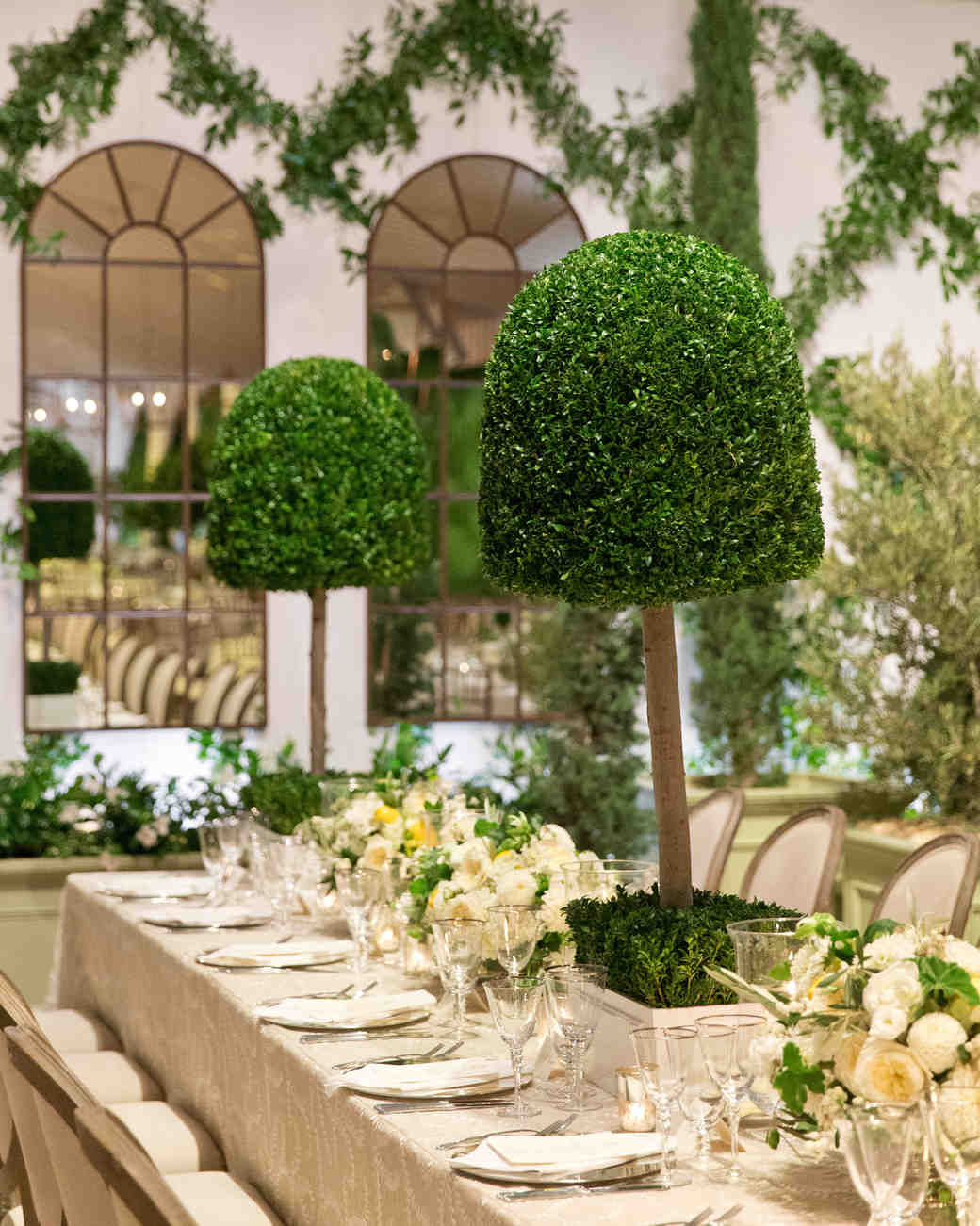 Tall Centerpieces That Will Take Your Reception Tables to New Heights