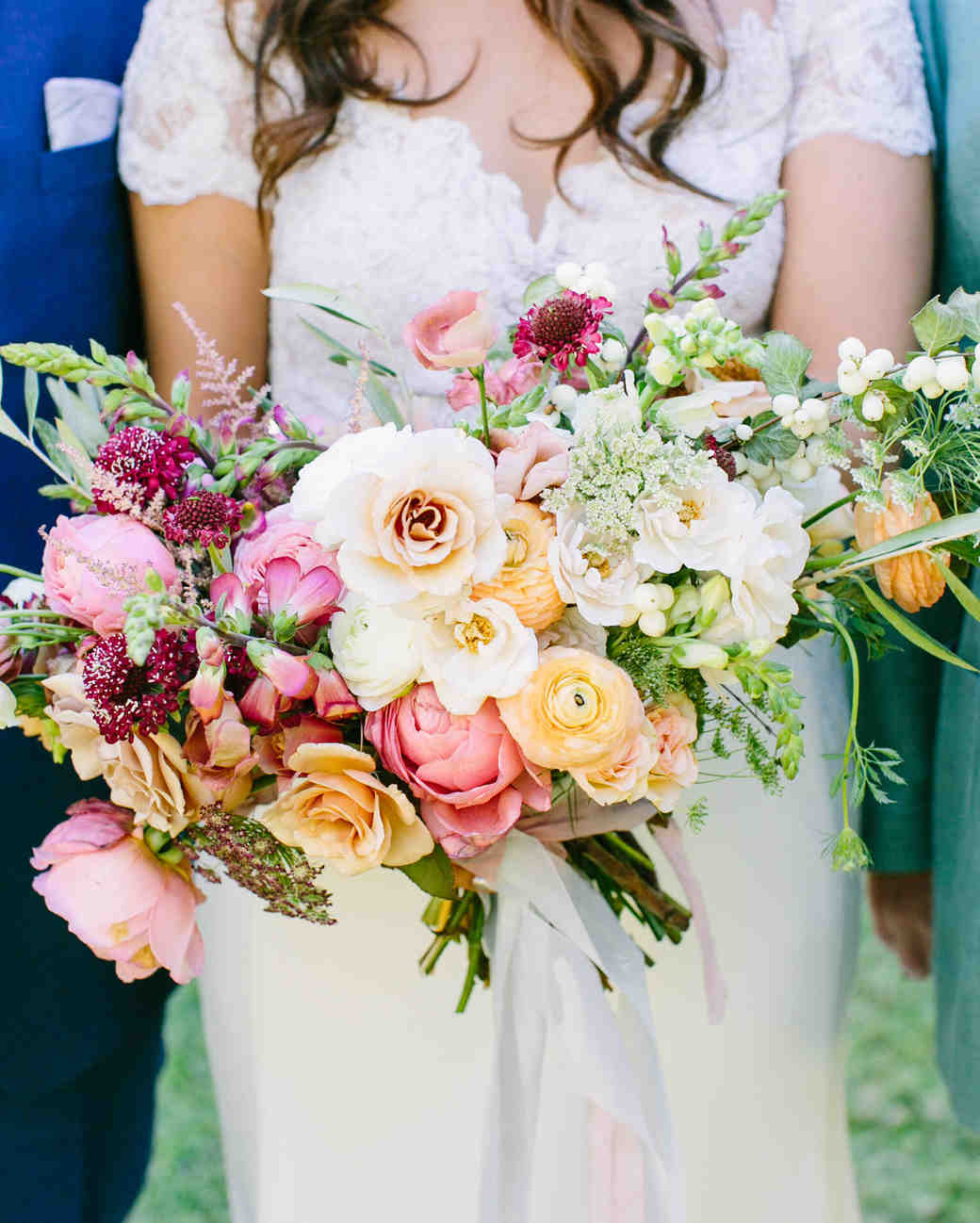 White Garden Rose Bouquet 41 stunning ranunculus wedding bouquets | martha stewart weddings White Garden Rose Bouquet 41 stunning ranunculus wedding bouquets | martha stewart weddings