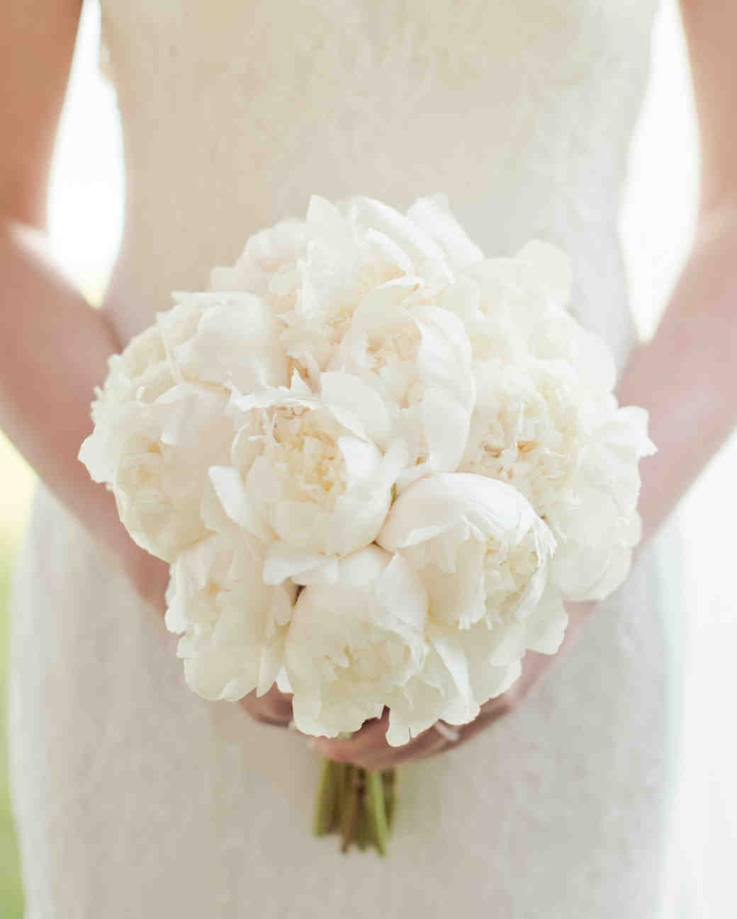 Wedding Bouquet White 64 white wedding bouquets martha stewart weddings Wedding Bouquet White 64 white wedding bouquets martha stewart weddings