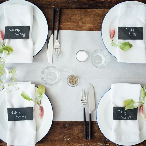 Wedding Gift Ideas Under USD25, USD50, USD100, and USD200 to Add to Your Wish ...