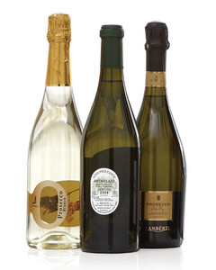 Wedding Toasts Done Right Martha Weddings Mwd106513 Spr11 Proseco Jpg