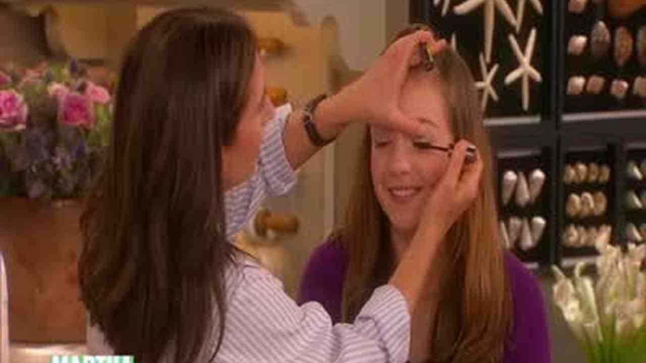 Video Makeup Tips For Teen Girls Martha Stewart Weddings