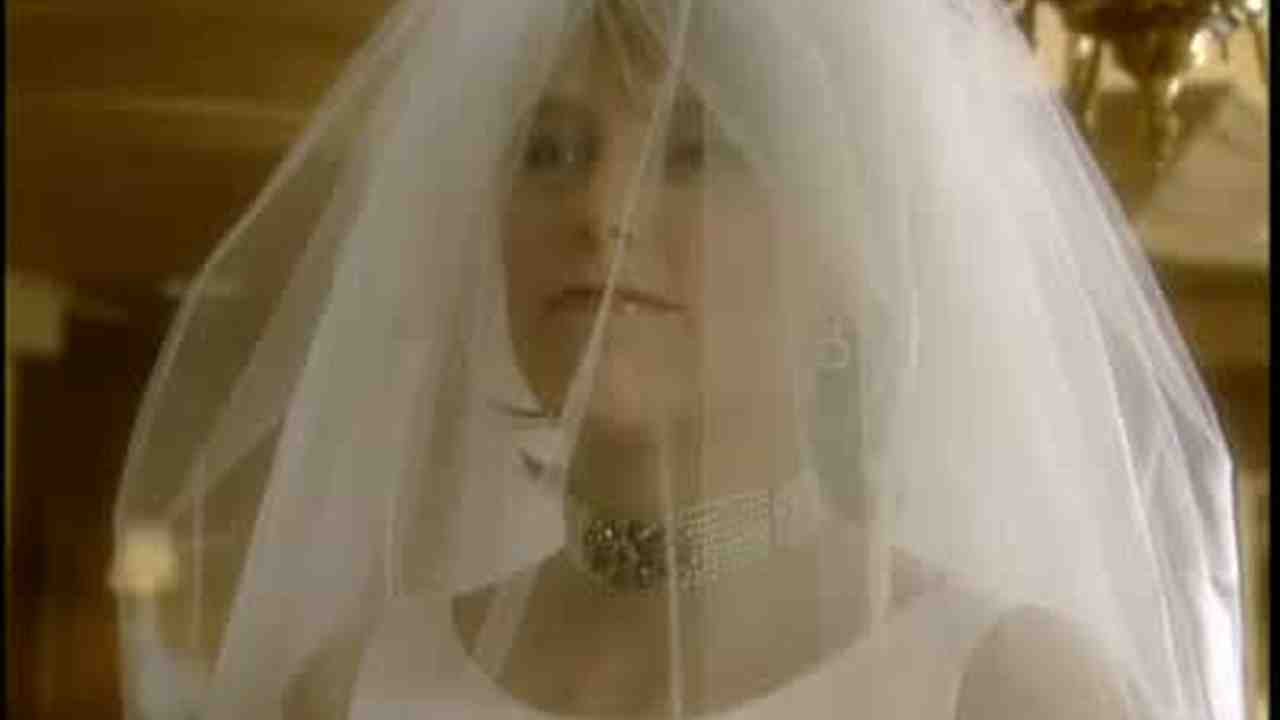 Video Wedding Veil Options With Vera Wang Martha Stewart Weddings