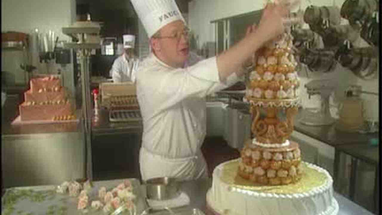 Video How To Create Professional Wedding Cakes Martha Stewart