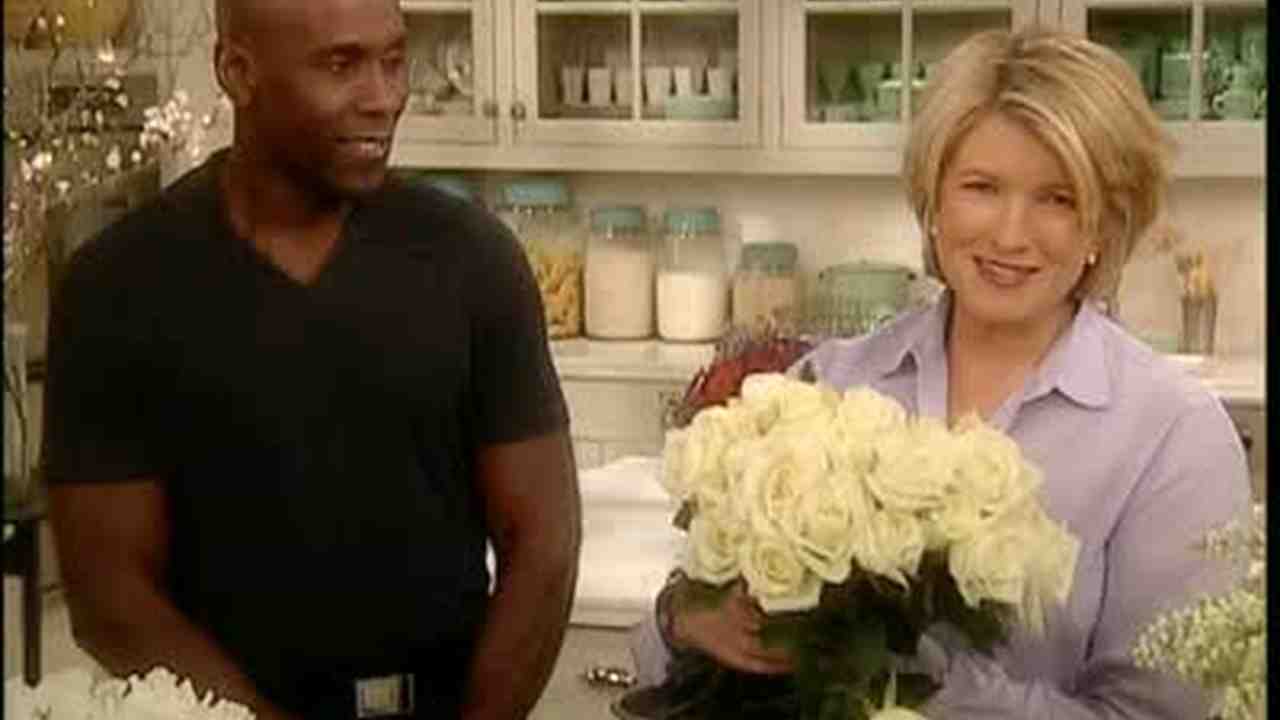 Video Wedding Rose Centerpiece With Preston Bailey Martha