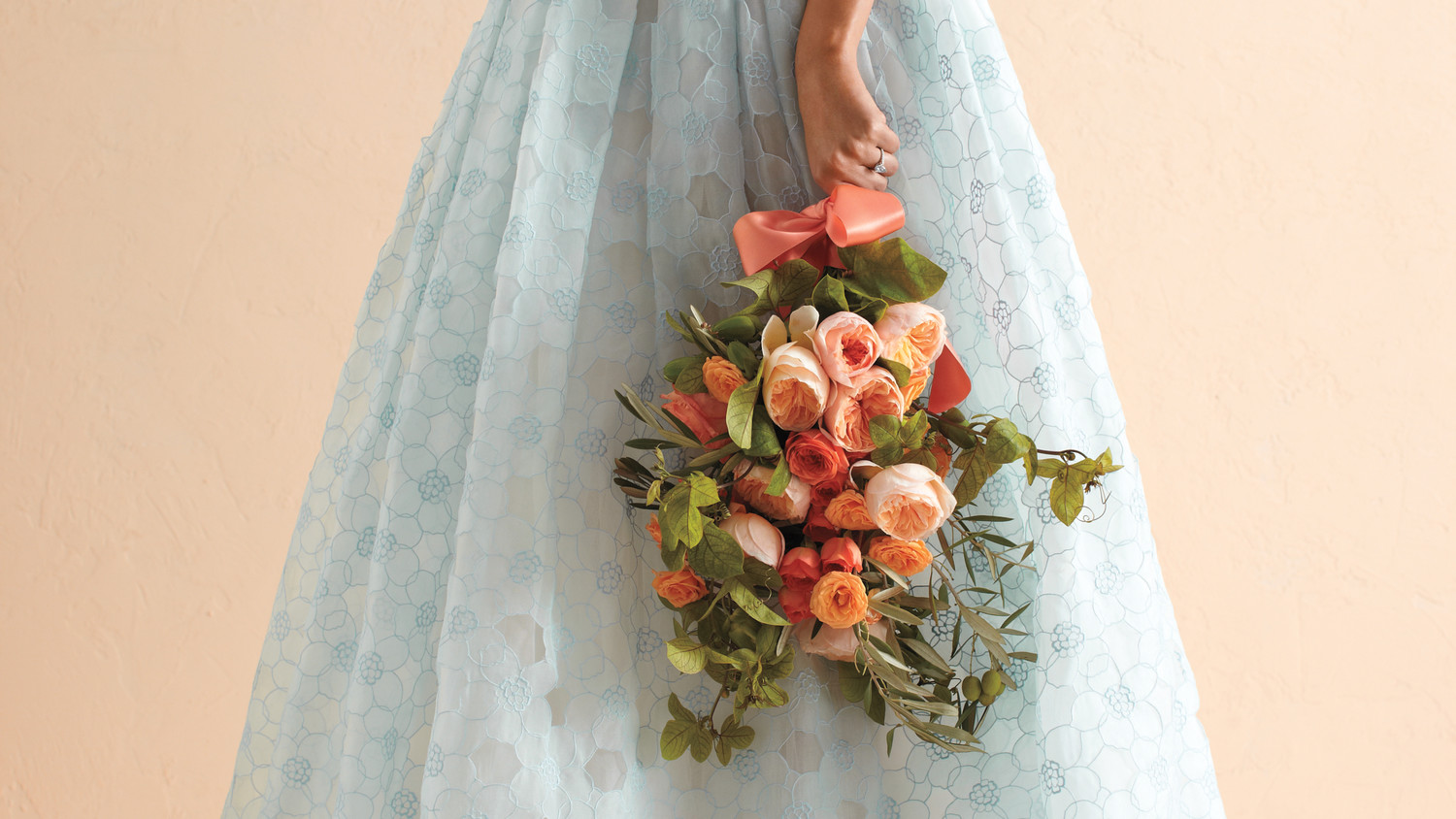 10 Reasons to Consider Cornflower Blue and Melon for Your Wedding Color
