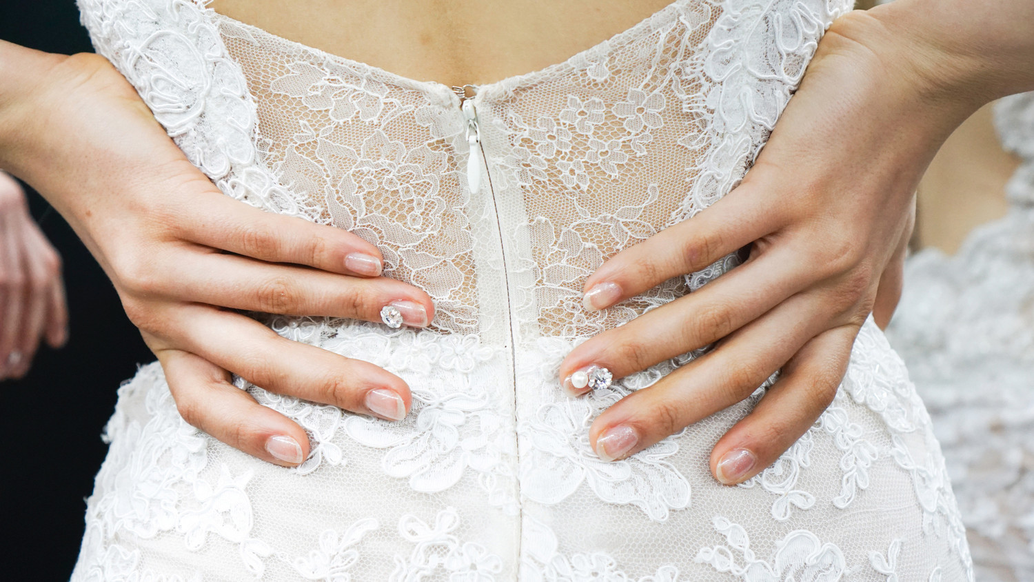 11 Modern Nail Polish Ideas For Your Wedding Martha Stewart Weddings