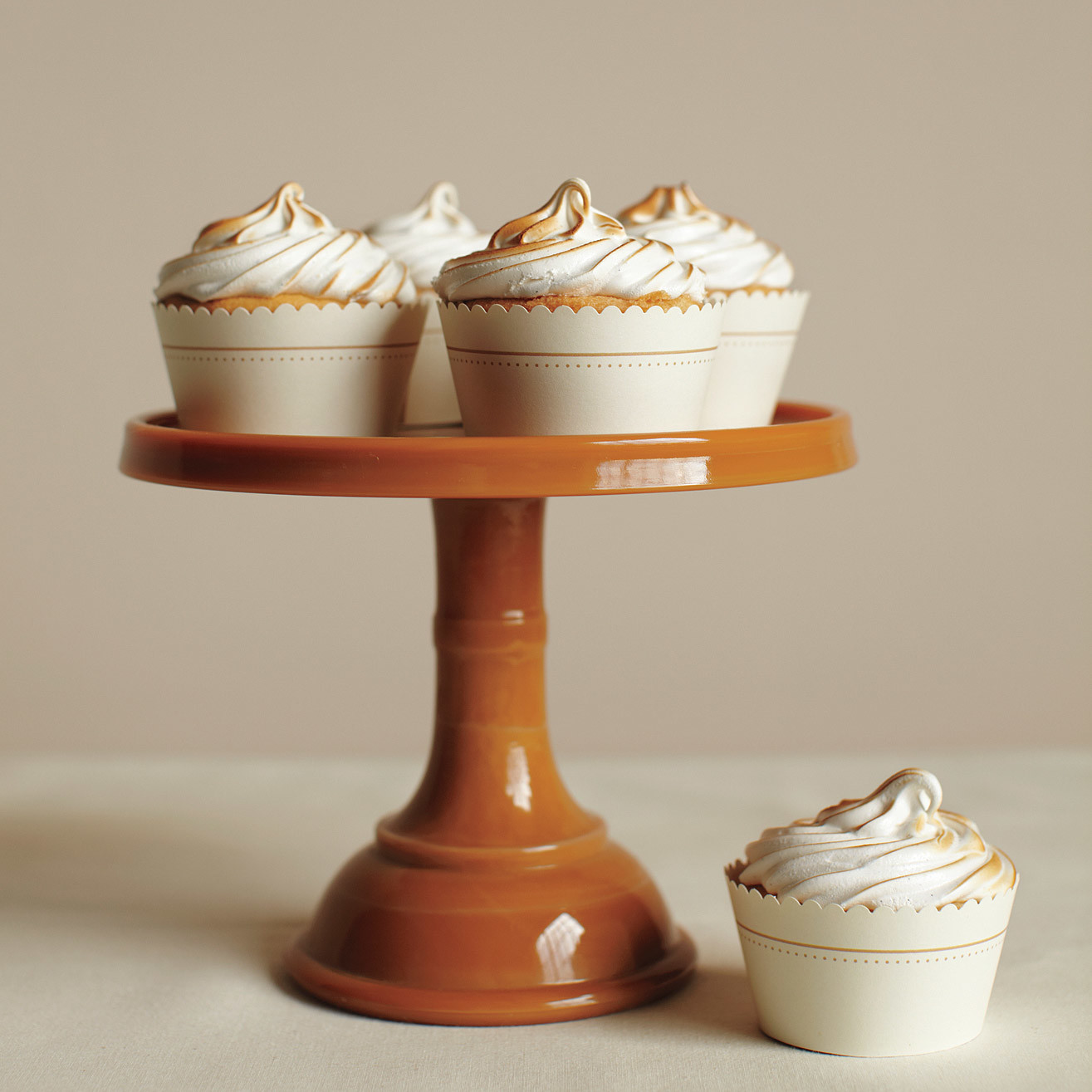 Custom Cupcake Wrappers Template and How-To | Martha