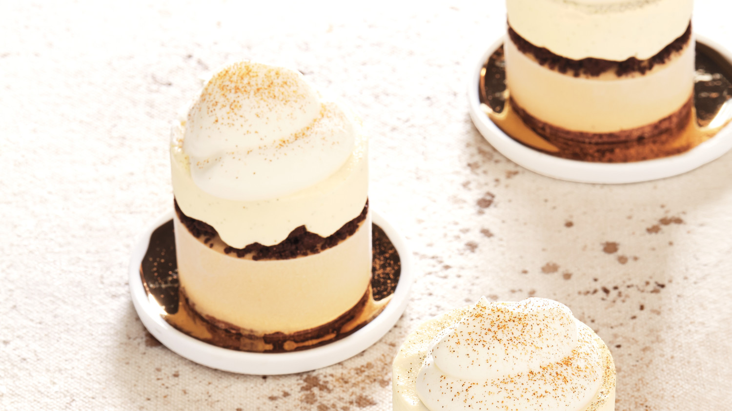 CinnamonMocha Ice Cream Cake with Chocolate Crunchies