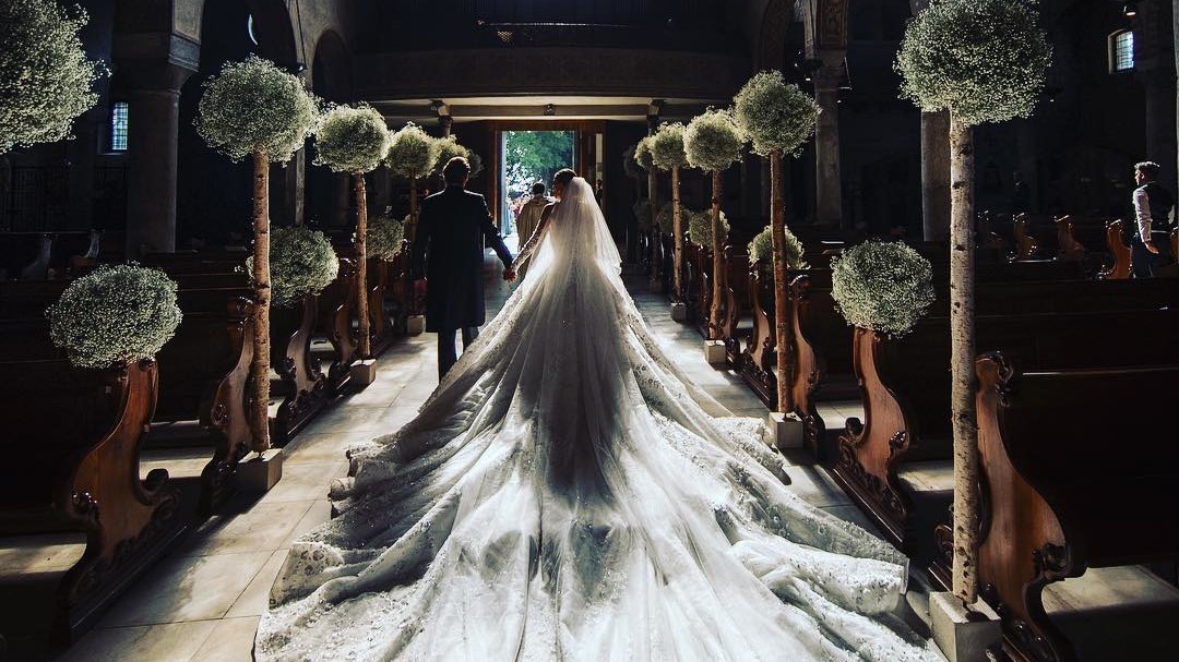 You Have to See Crystal Heiress Victoria Swarovski's Wedding Dress ...