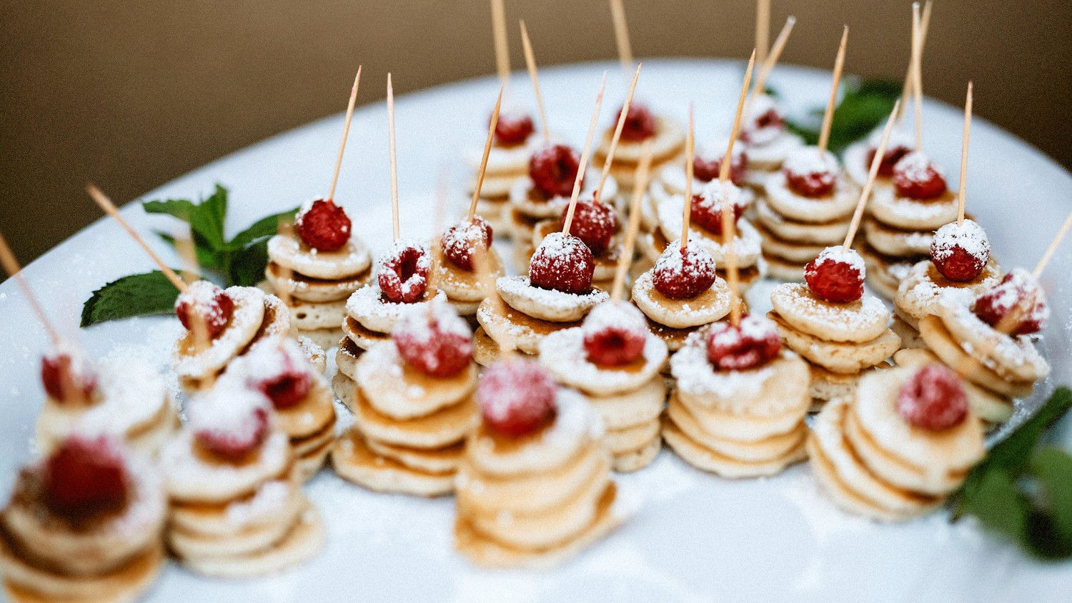 How to Plan the Perfect Brunch Wedding | Martha Stewart ...