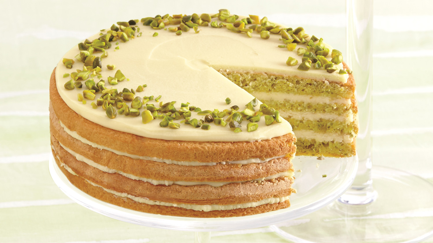 wedding cake pistachio 295 d111828 comp_horiz