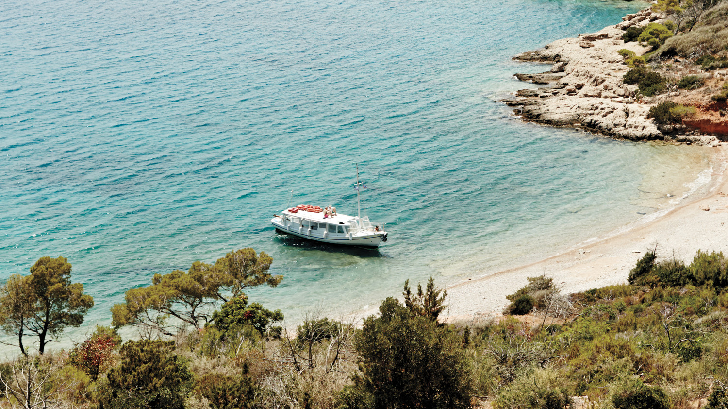 Destination Wedding Etiquette Dos And Don Ts Martha Weddings