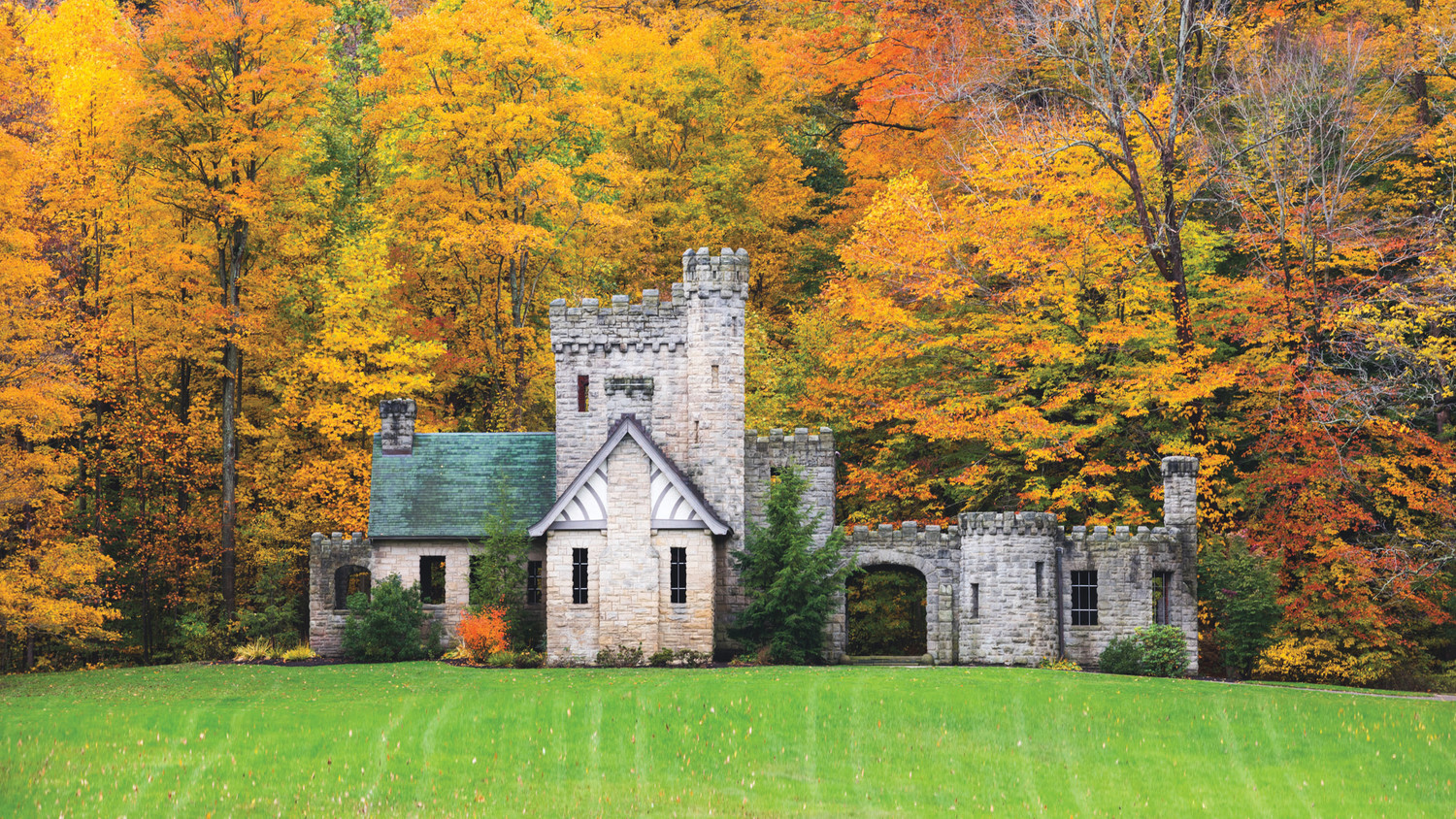 18 Fairy Tale Castle Wedding Venues In America Martha Weddings