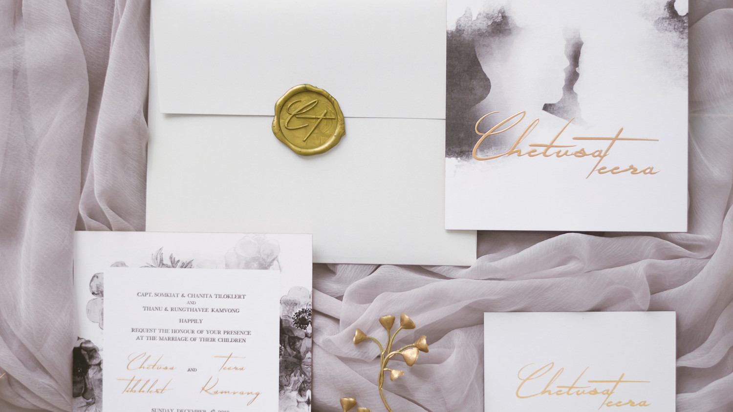 Gorgeous Wedding Invitations with Wax Seals | Martha Stewart Weddings