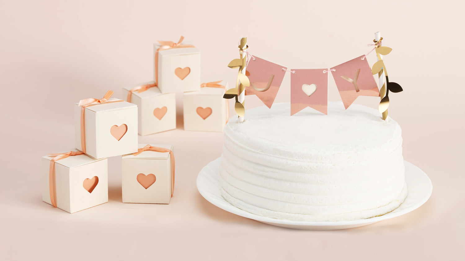 Martha Stewart Cricut Banner Cake Topper and Favor Box Martha Stewart Cricut Banner Cake Topper and Favor Box