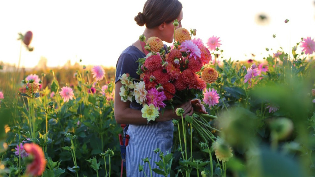 10 Floral Designers Creating Fresh from the Farm  Martha 