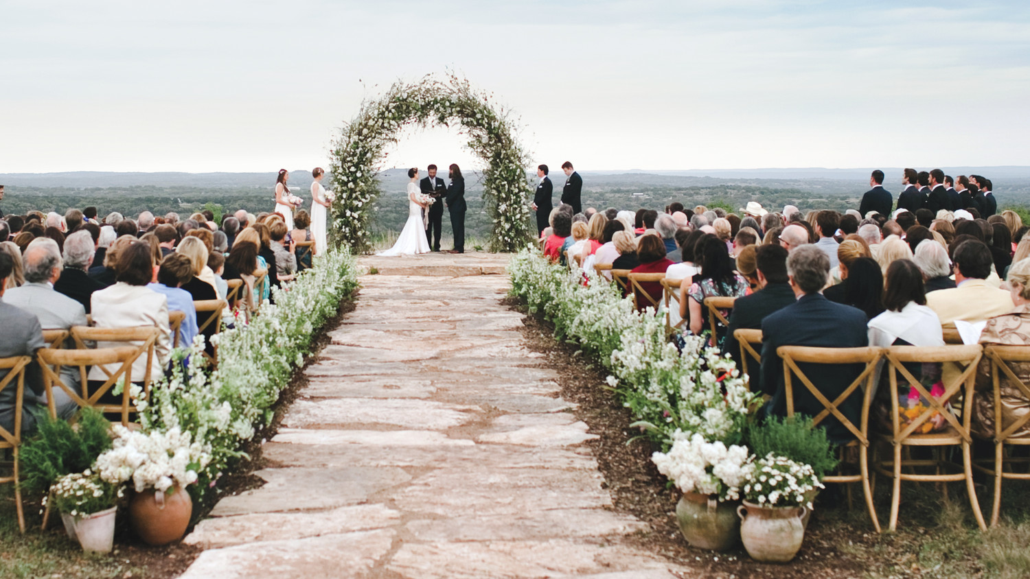 55 Clever Ways To Trim Your Wedding Budget Martha Stewart Weddings