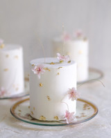 maggie tortas nontraditional chicwedd marthastewartweddings verticality bizcochos pasteleria weddingomania legit marthastewart