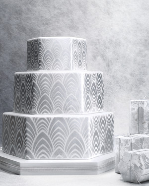 wedding cakes with sugar