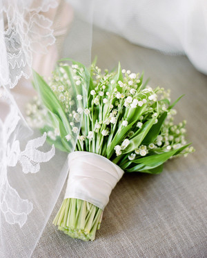 20 Wedding Bouquet Wraps We Love Martha Weddings 20 Wedding Bouquet Wraps We Love