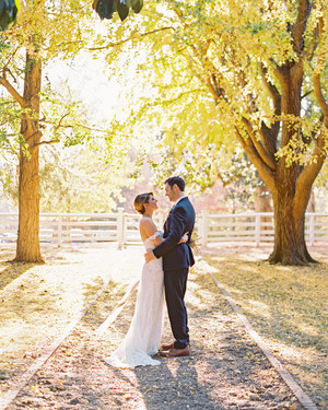 Our Favorite Seasonal Ideas For A Fall Wedding Martha Weddings Our Favorite Seasonal Ideas For A Fall Wedding
