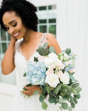 20 Hydrangea Wedding Bouquets Any Bride Would Love Martha 20 Hydrangea Wedding Bouquets Any Bride Would Love