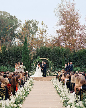 Your Wedding Guest List Etiquette Questions Answered Martha New Ways To Honor Clic Wedding Traditions