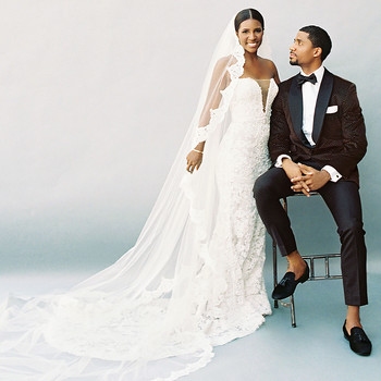 https://assets.marthastewartweddings.com/styles/wmax-350/d43/lindsey-william-wedding-dc-couple-103039215/lindsey-william-wedding-dc-couple-103039215_sq.jpg