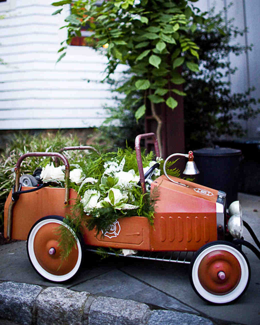 A Whimsical Vintage Wedding In Connecticut A Whimsical Vintage Wedding In Connecticut