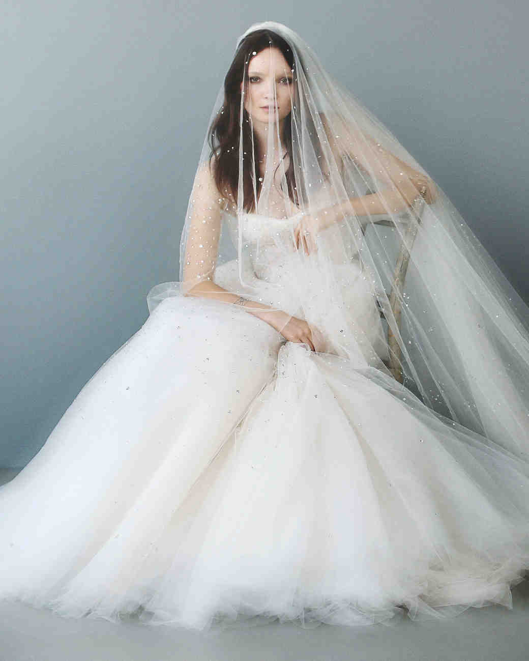 12 Seriously Stunning Wedding Veils Martha Weddings