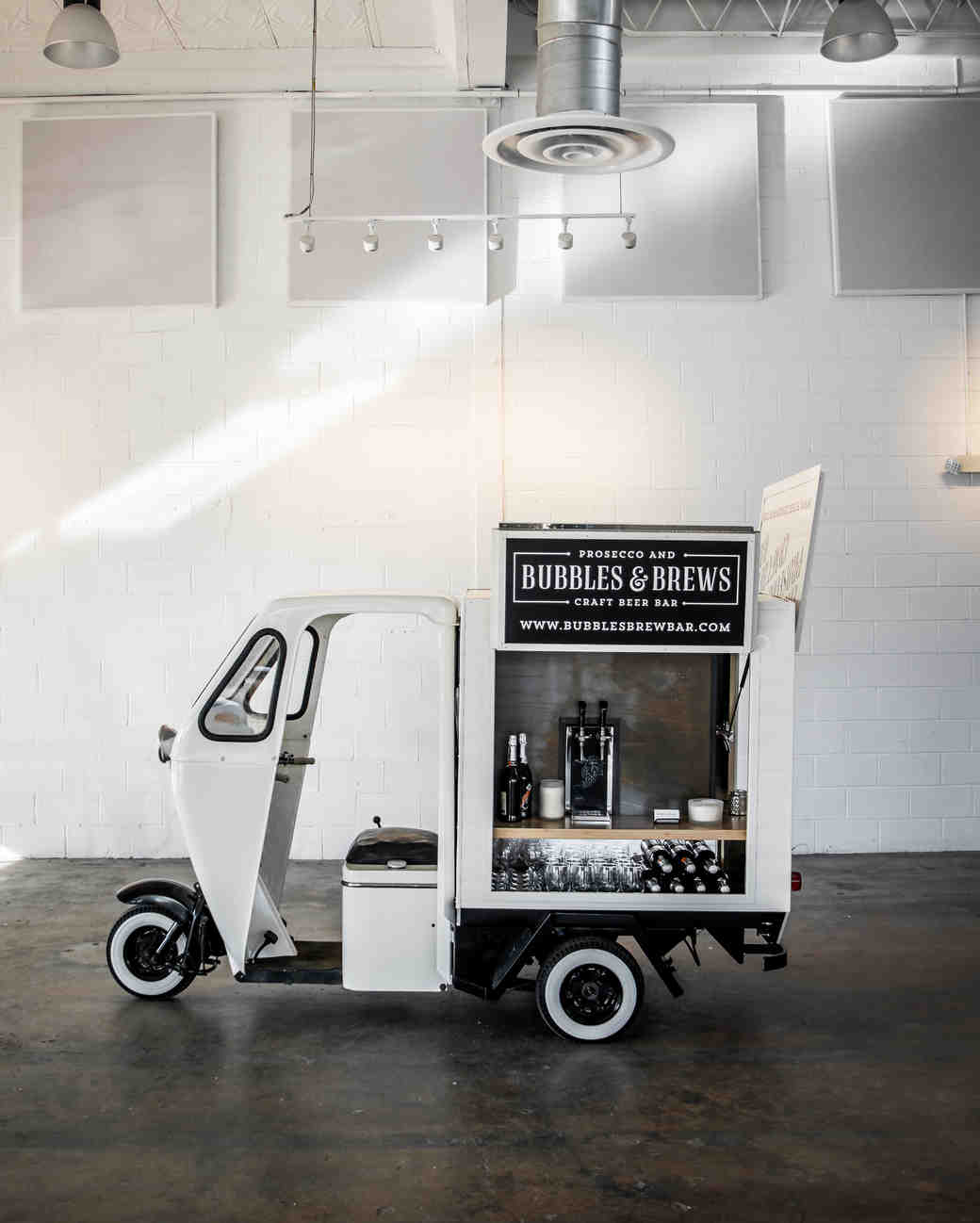 Mobile Bars and Food Trucks That Can Roll Right Up to Your Party