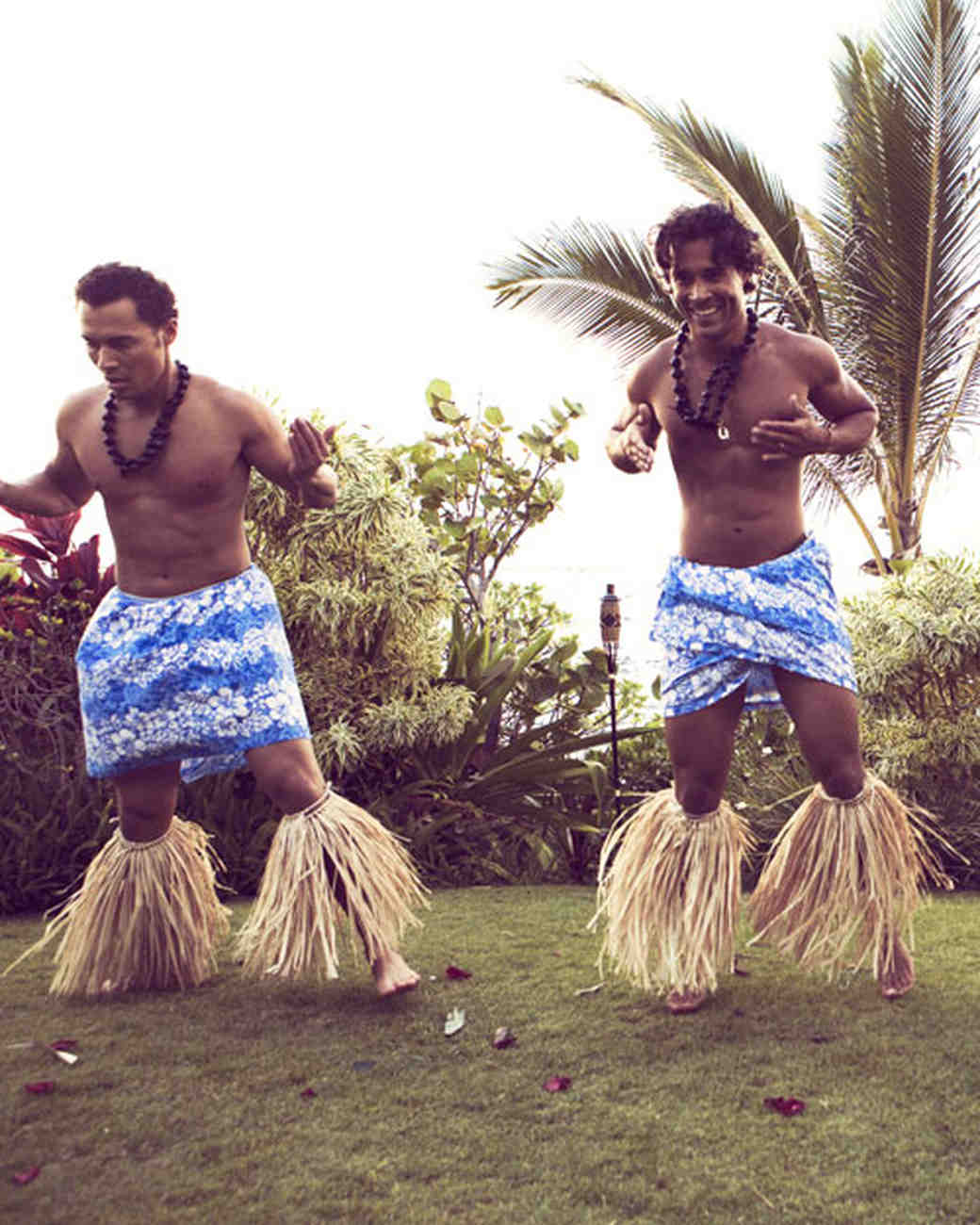 what to wear to a hawaiian wedding as a guest