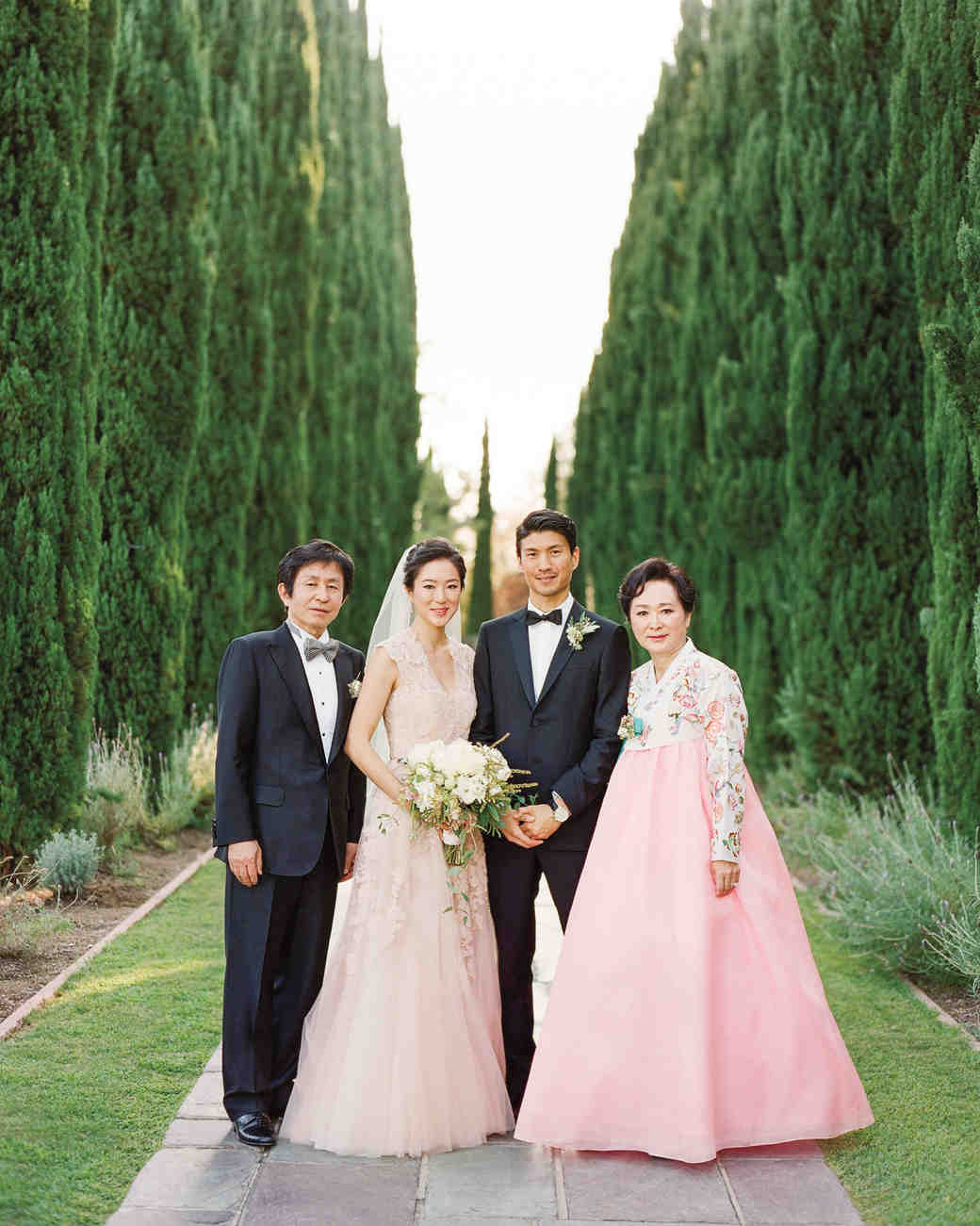 Mother Of The Bride Dresses That Wowed At Weddings Mother Of The Bride Dresses That Wowed At Weddings