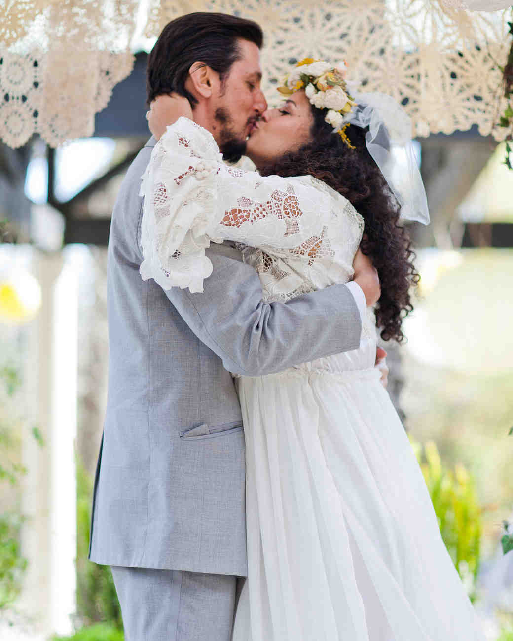 17 Jewish Wedding Traditions for Your Big Day | Martha Stewart Weddings 17 Jewish Wedding Traditions for Your Big Day | Martha Stewart Weddings