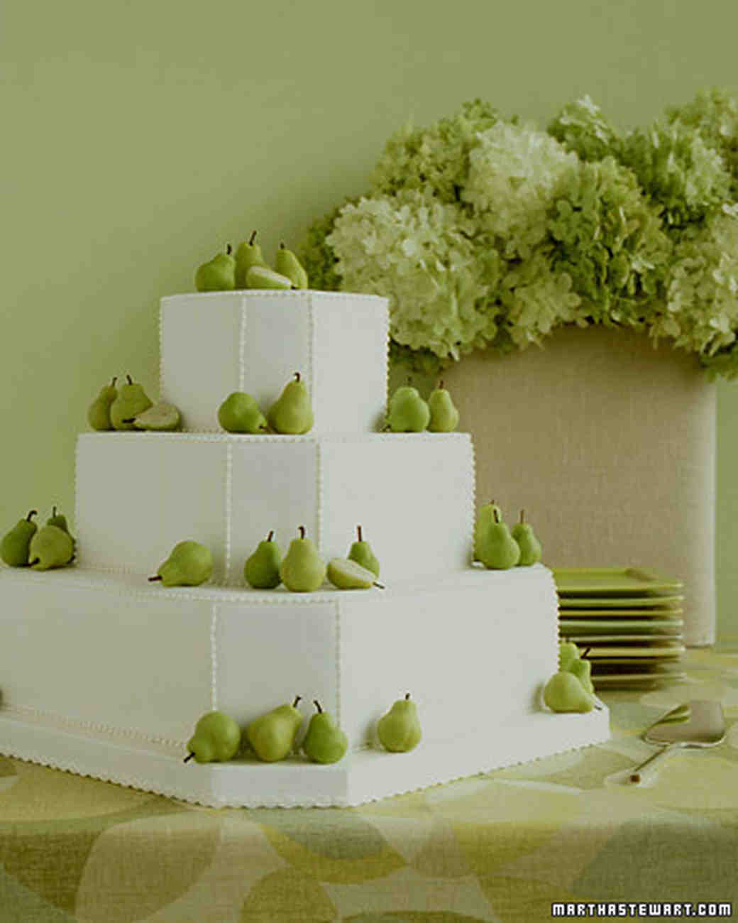 42 Fruit Wedding Cakes That Are Full of Color (and Flavor 