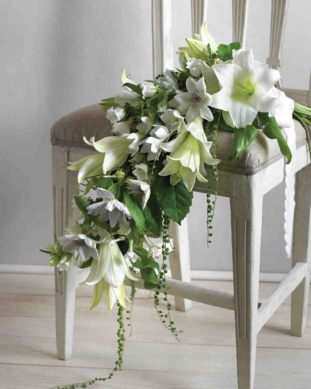 Clic Wedding Fl Arrangements Martha Weddings Easter Lilies Wedding Bouquet