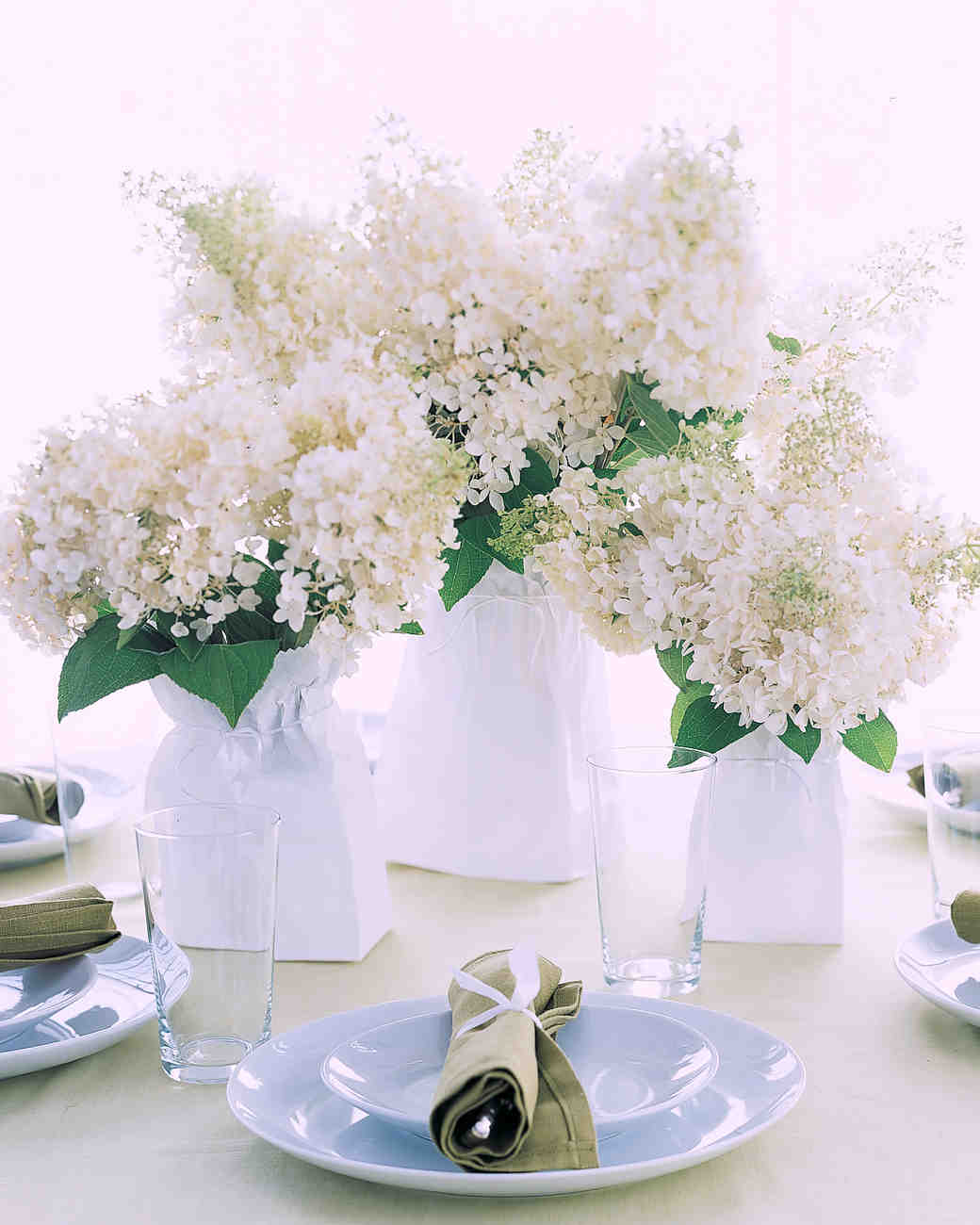 White Flower Centerpieces Weddings Weddingdressescollection Cho 2932