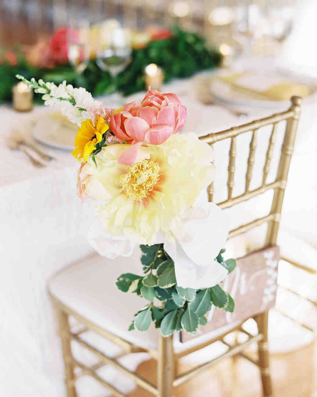 40 Pretty Ways to Decorate Your iWeddingi iChairsi Martha 