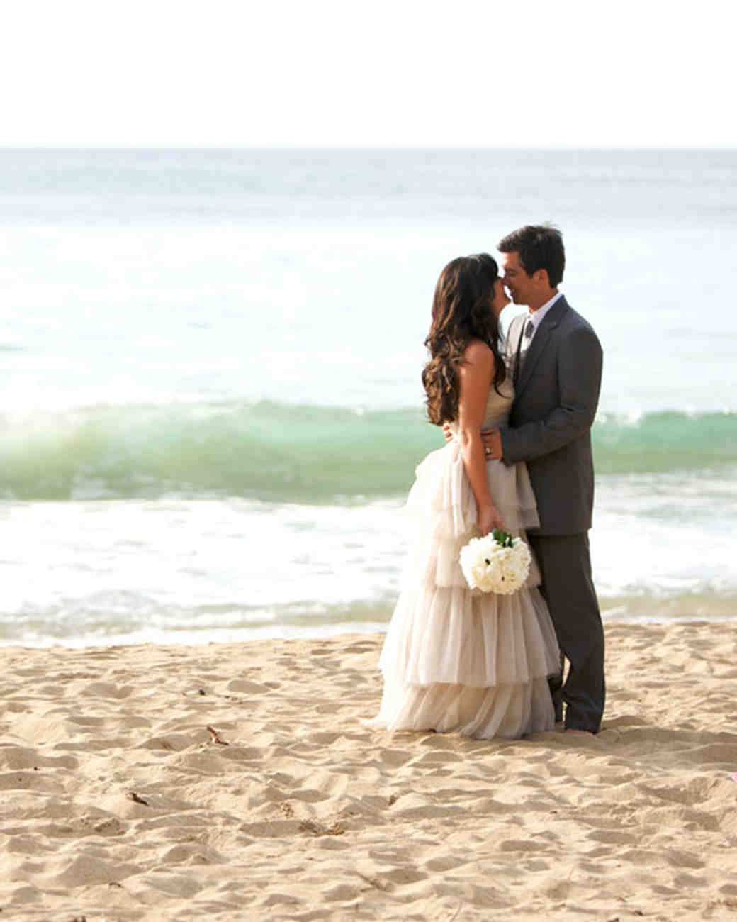 An All Natural Beach Destination Wedding In Hawaii Martha The Bride And Groom