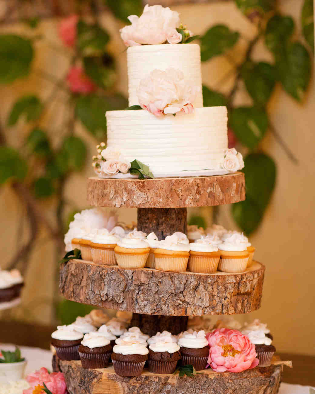 These unique wedding cakes are perfect for a contemporary wedding—but are just as appropriate for couples looking to switch things up come the dessert hour.
