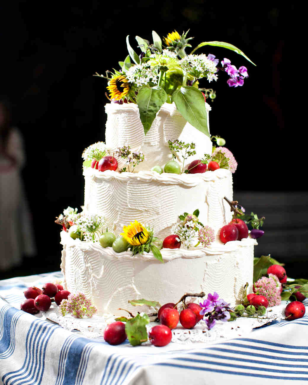 32 Amazing Wedding Cakes  You Have to See to Believe 