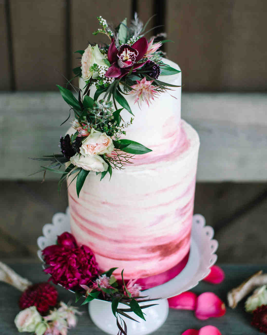 The Prettiest Ombré Wedding Cakes for Couples Who Love