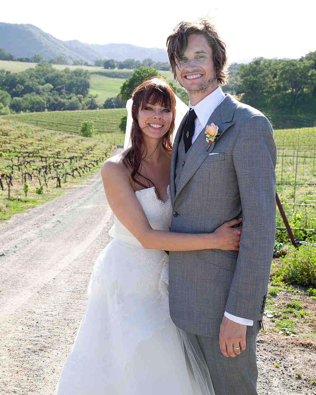A Casual Rustic Outdoor Wedding On Farm In California Martha Portraits